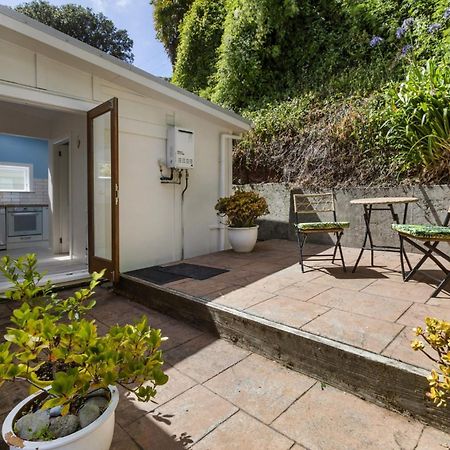 Peaceful & Private City Cottage With Carparks Wellington Buitenkant foto